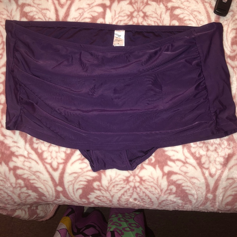Swim skort